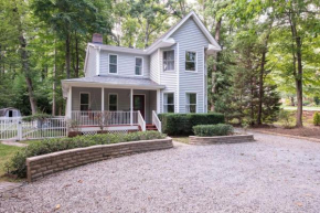 The Charming Retreat at At Cascade on the creek